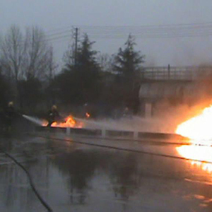 細(xì)水霧泡沫滅火系統(tǒng) 細(xì)水霧泡沫滅火系統(tǒng)